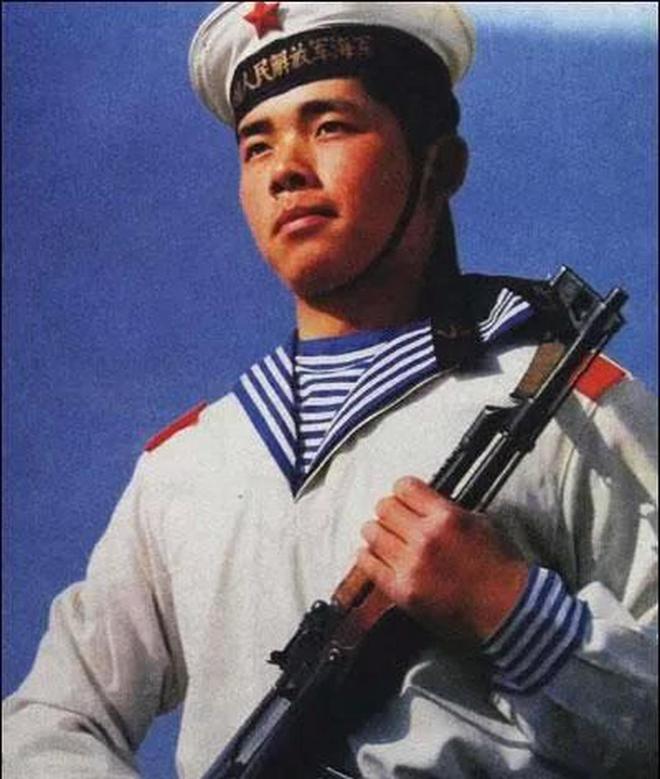 作不向资本低头的他守住内娱最后的脸面k8凯发一触即发不接广告不与冯小刚合(图3)