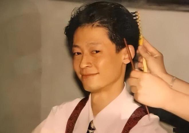 作不向资本低头的他守住内娱最后的脸面k8凯发一触即发不接广告不与冯小刚合(图10)