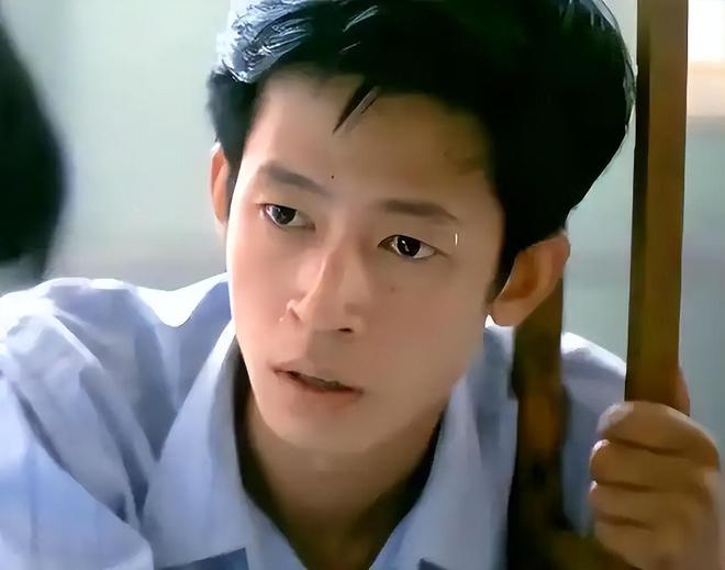 作不向资本低头的他守住内娱最后的脸面k8凯发一触即发不接广告不与冯小刚合(图17)