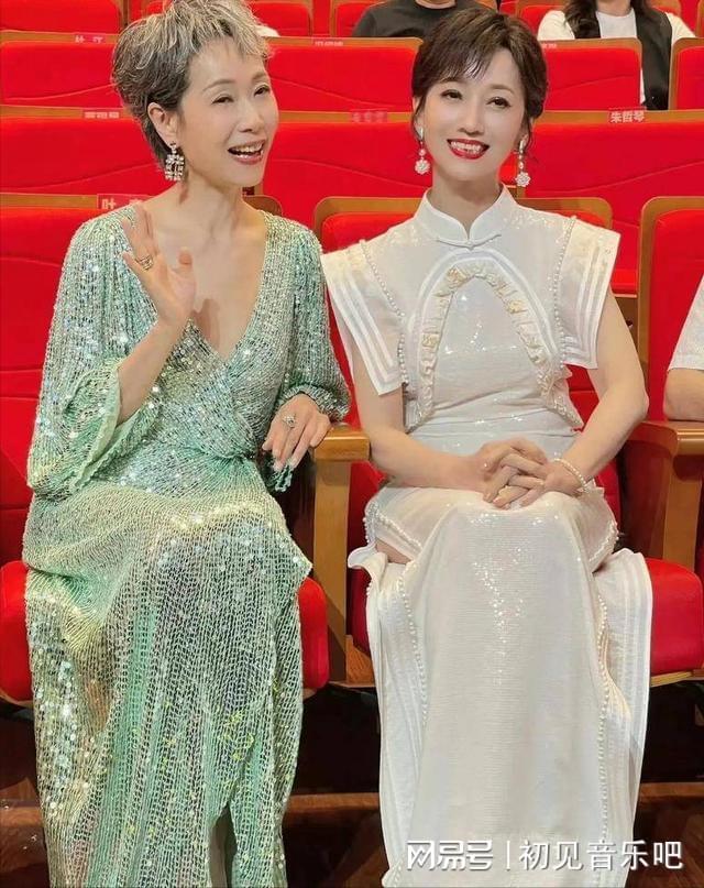 子许仙30年后撒糖竟藏惊天秘密凯发K8登录入口神仙售后！白娘(图4)